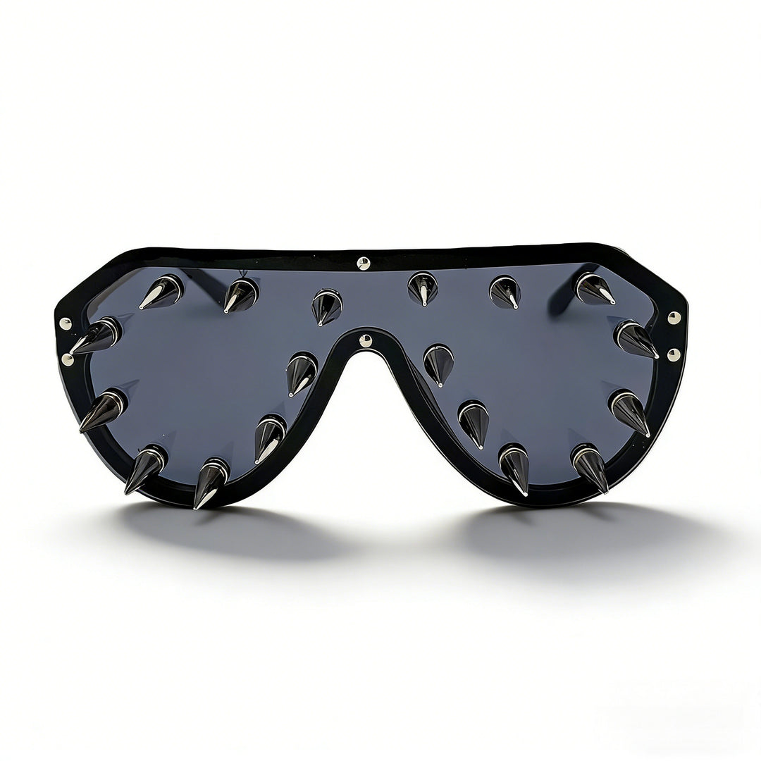 Women striking design sunglasses with spikes Kalsten
