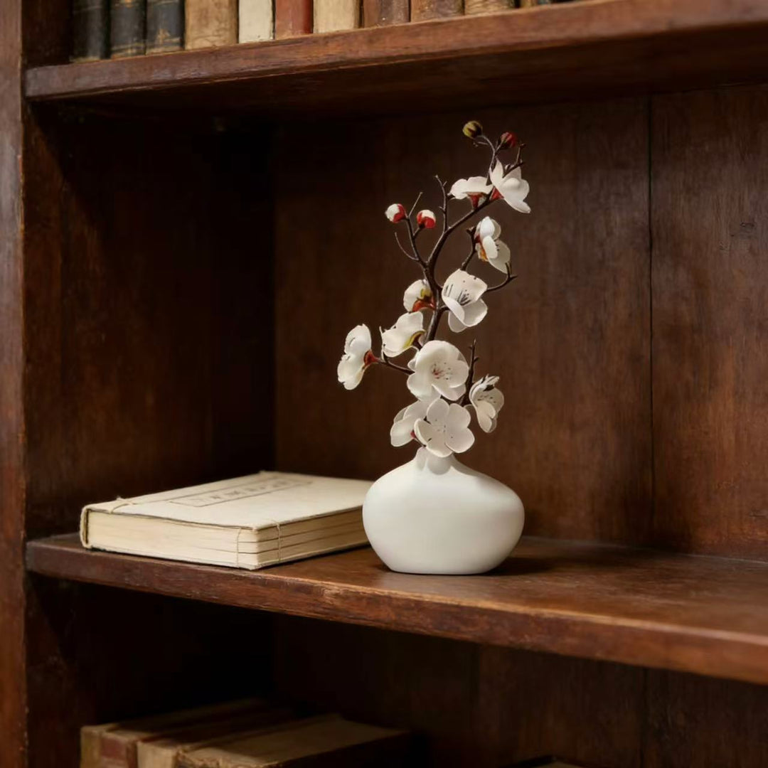 Elegant Orchid Bloom Arrangement