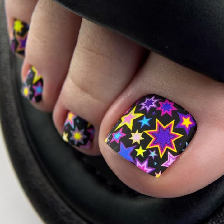Cat-Themed Pedicure Nail Art Kalsten