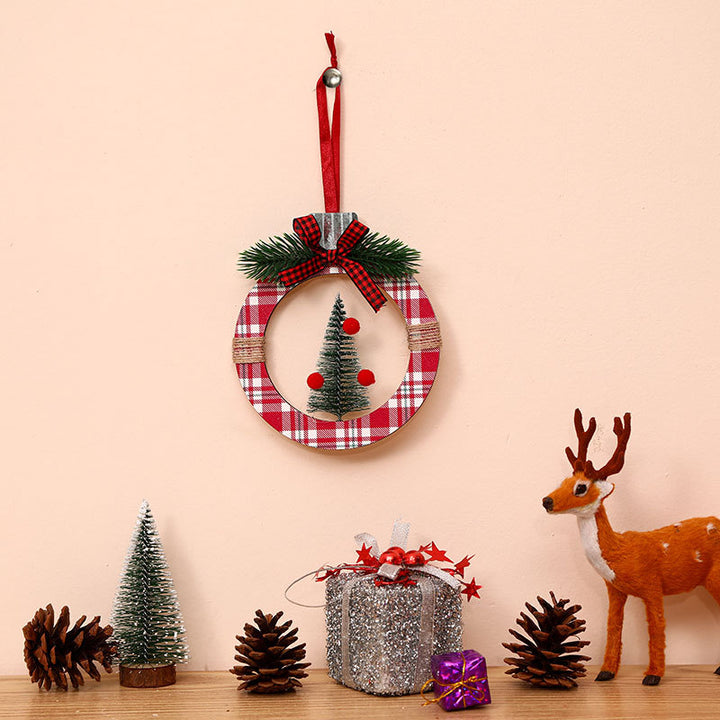 Charming Holiday Wreath Decoration Kalsten