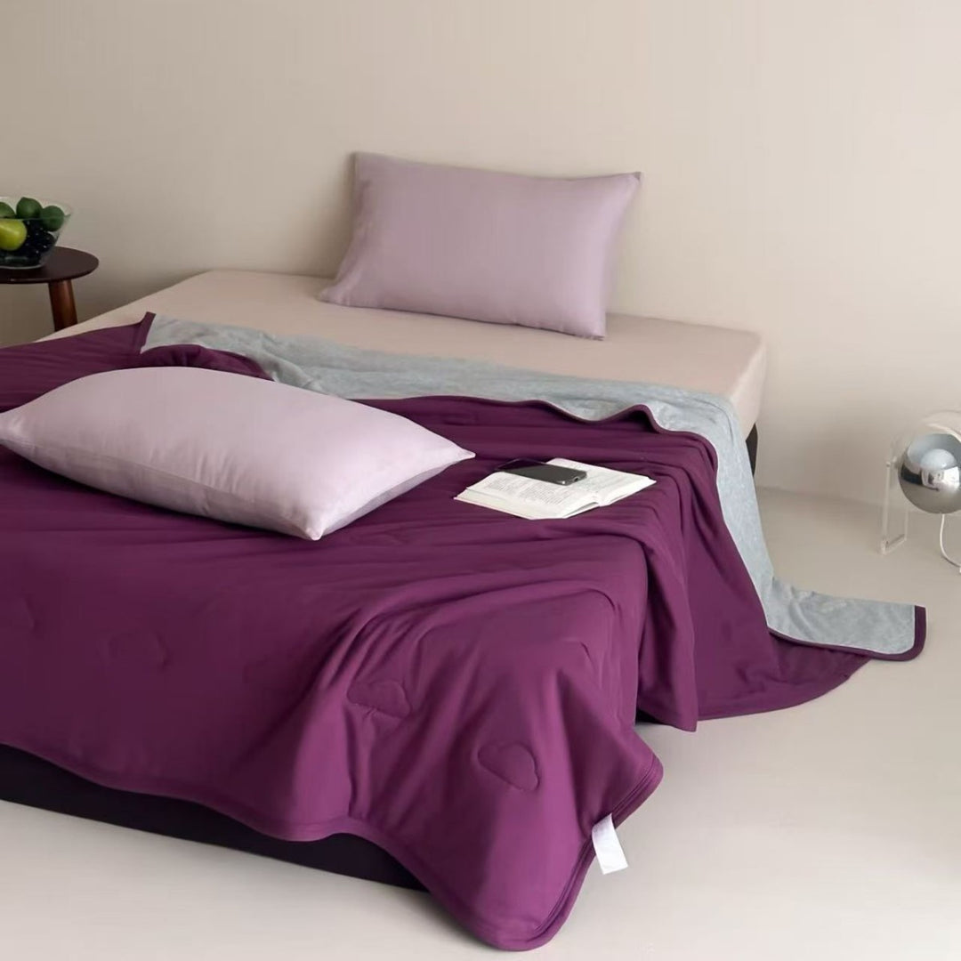 Bedding set made of breathable cotton percale with light stonewash