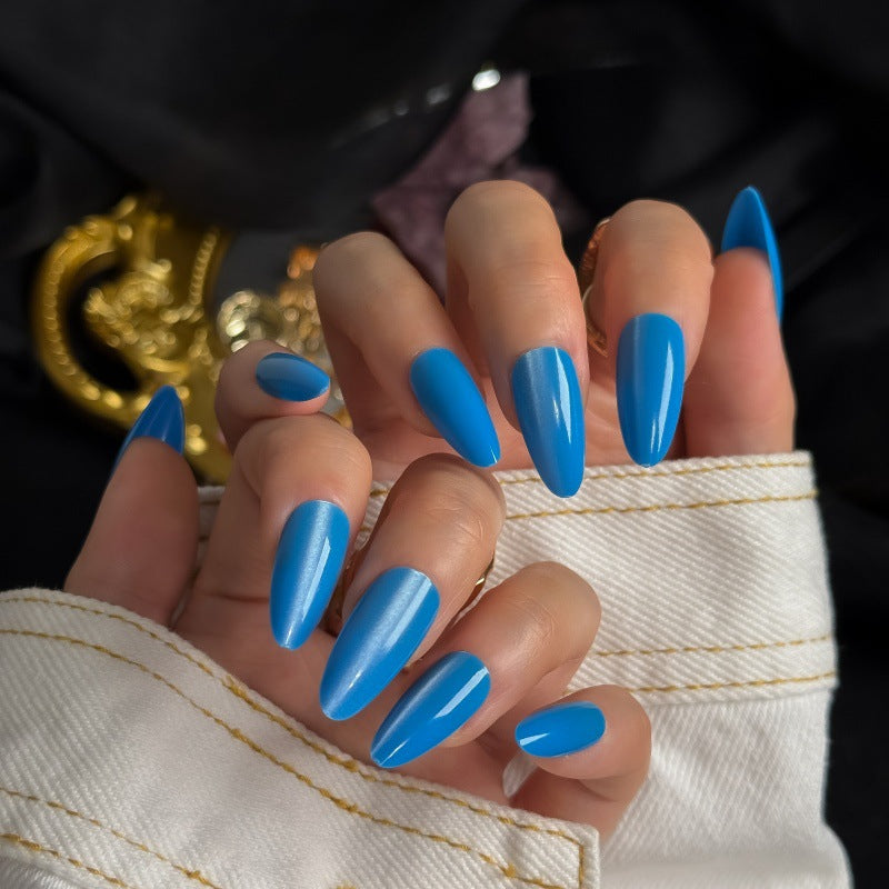 Elegant artificial nails with pointed design Kalsten