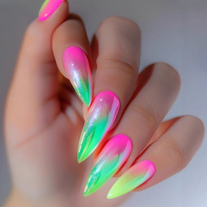 Trendy artificial nails with sparkling ombre color Kalsten