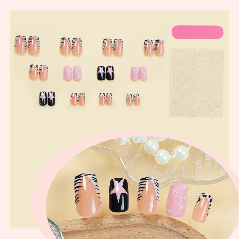 Decorative Press-On Nail Art Set with Trendy Patterns kalsten