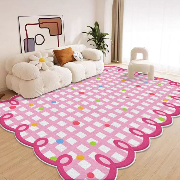 Elegant Scalloped Area Rug