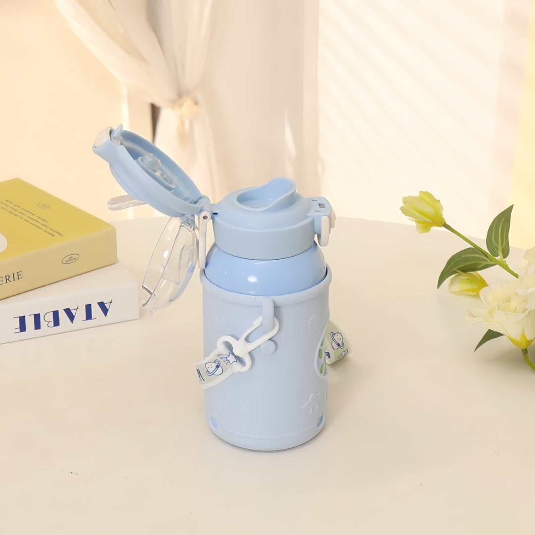Women's insulated drinking bottle with integrated drinking mechanism and practical carrying strap Kalsten