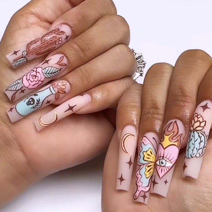 Nail art set with creative illustrations Kalsten
