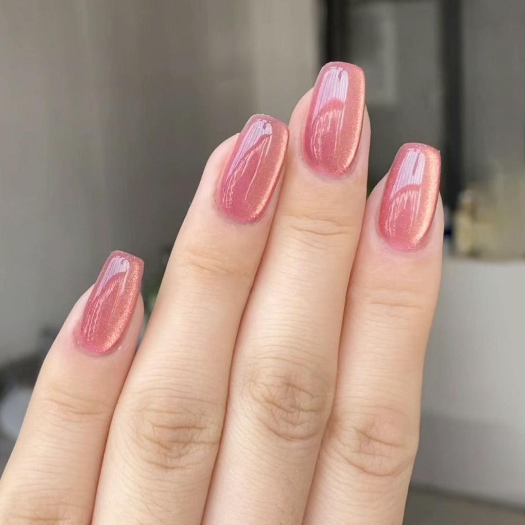 Glossy Pearl Nail Art Kalsten