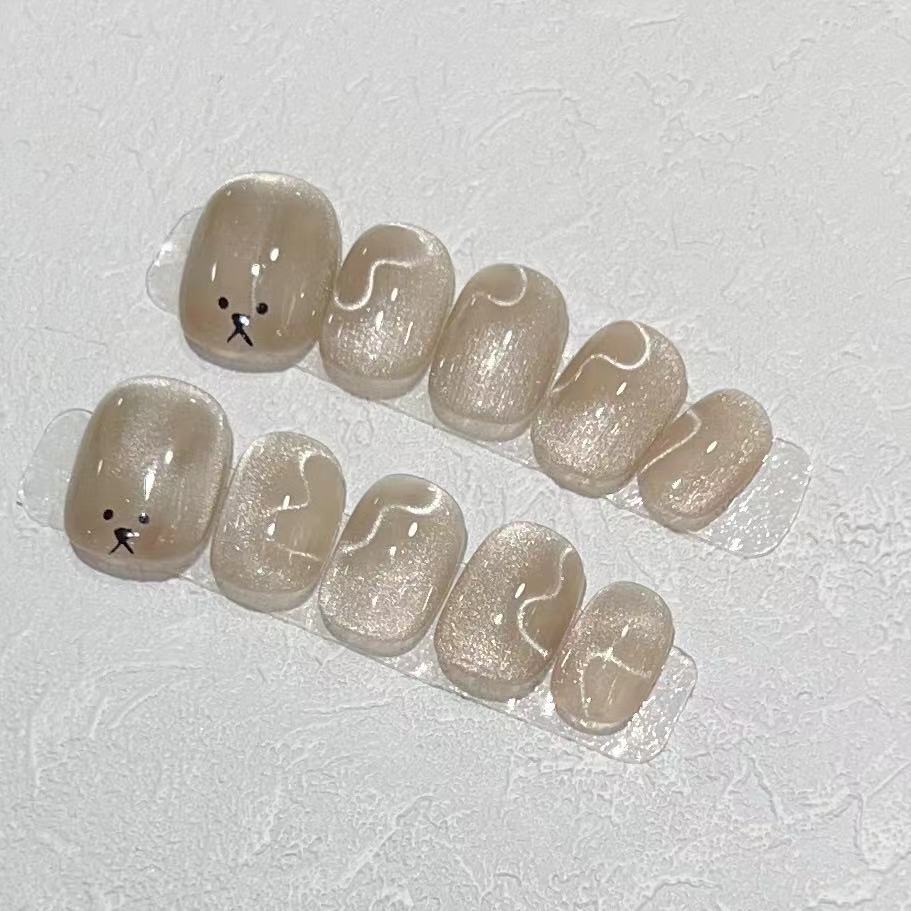 Playful Animal-Themed Press-On Nail Set Kalsten