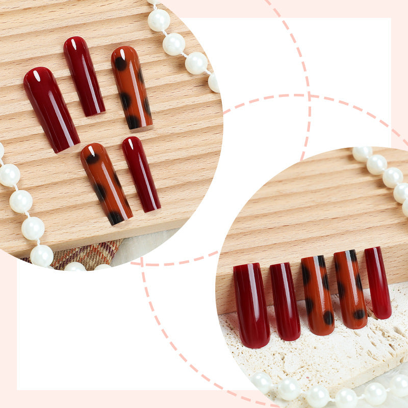 Artistic Press-On Nail Set with Unique Patterns kalsten