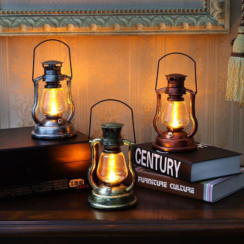 Antique-Style LED Hurricane Lantern With Flickering Flame Effect Glass Globe And Hanging Handle Portable Decorative Lamp Kalsten