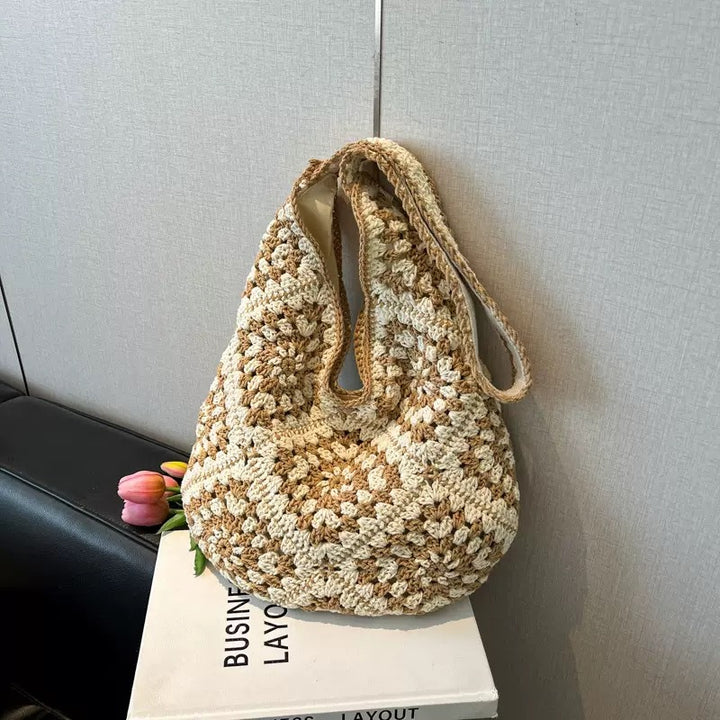 Hand-knotted shoulder bag with floral motifs Kalsten
