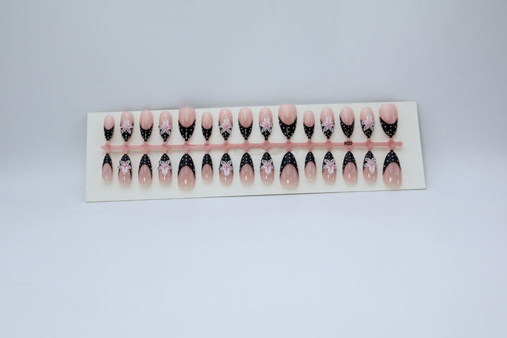 Artistic Press-On Nail Set with Floral Design Kalsten