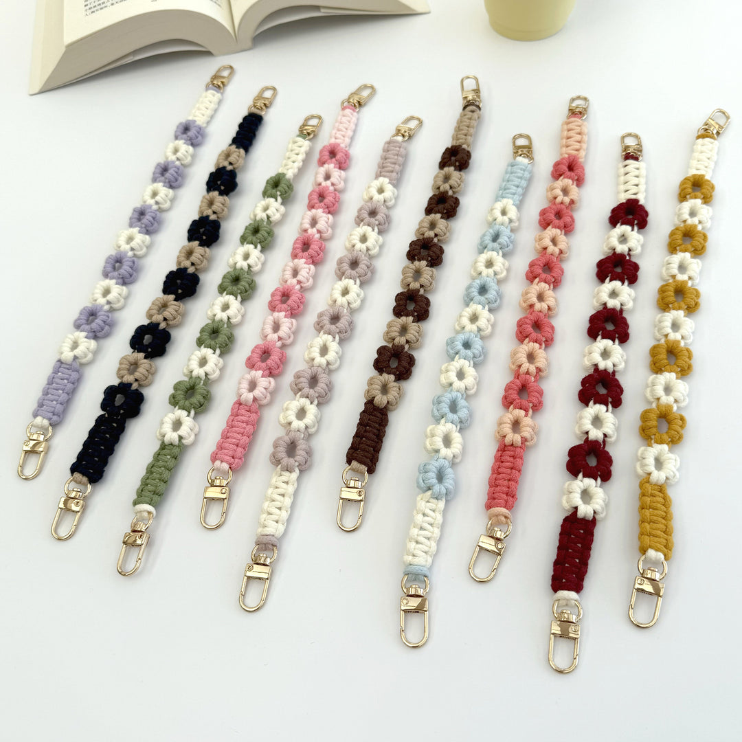 Floral Macrame Eyewear Holder Kalsten