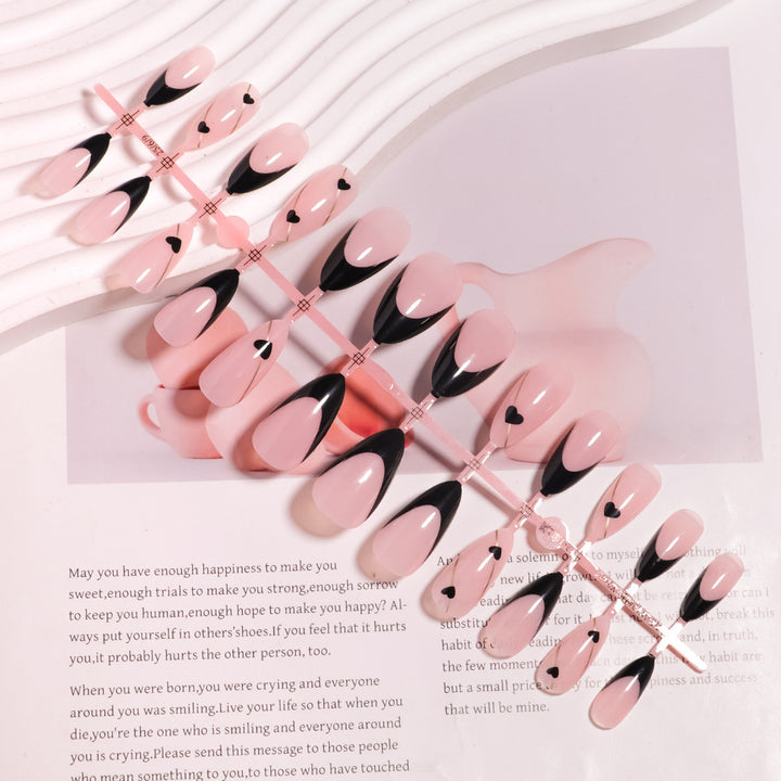 Elegant Heart-Accented Press-On Nail Set Kalsten