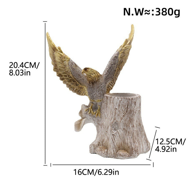 Elegant garden figure with eagle on tree trunk Kalsten