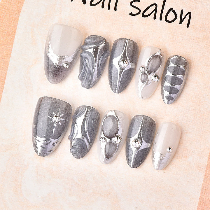 Artistic Press-On Nail Set with Metallic Accents Kalsten