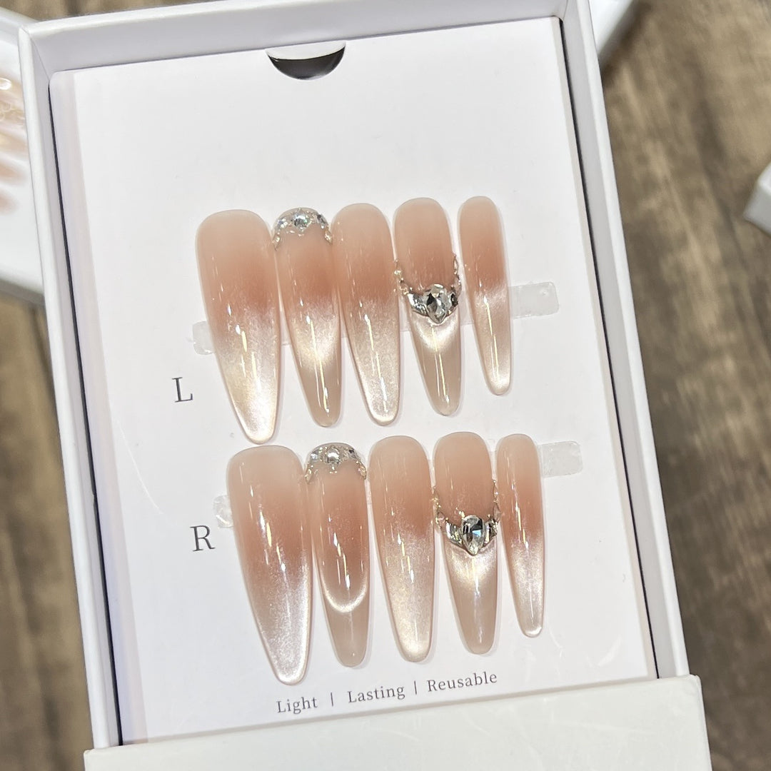 Reusable Press-On Nail Art Set Kalsten