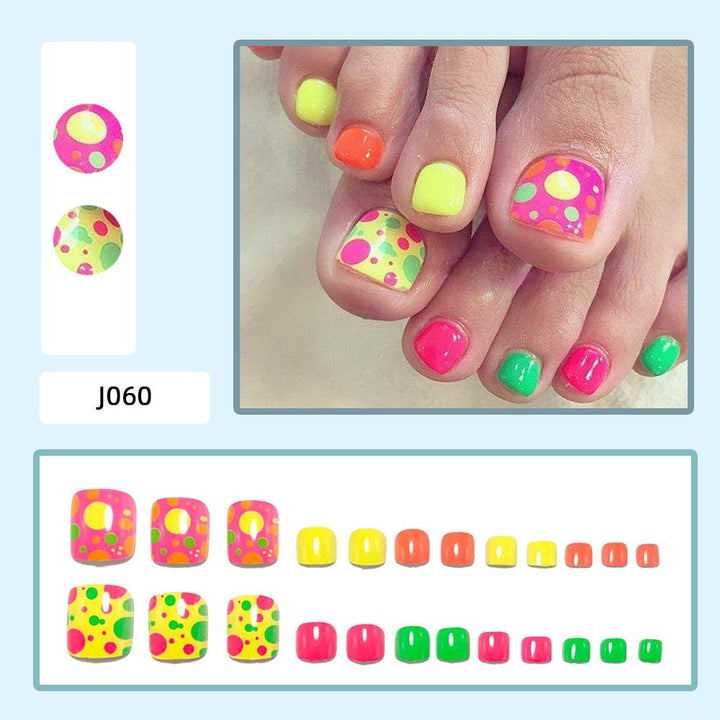 Artificial nails for elegant foot care Kalsten