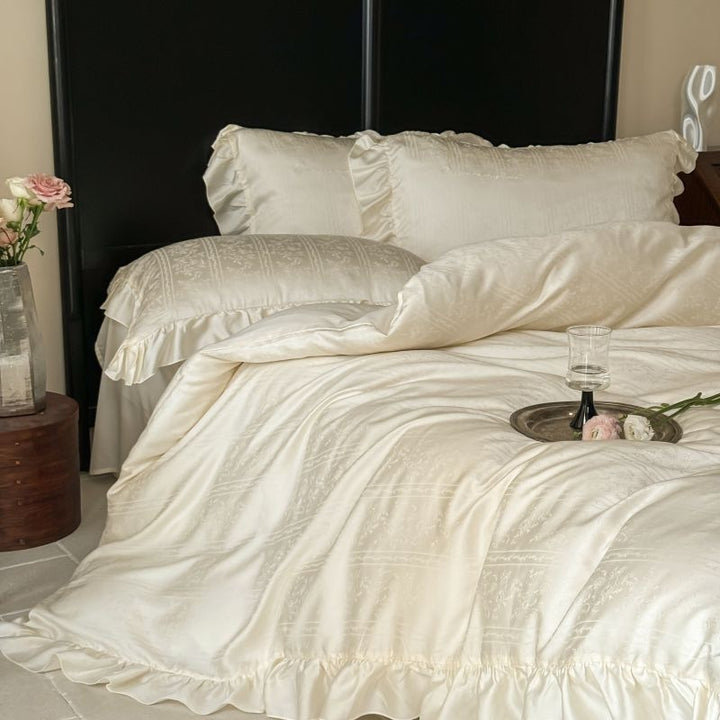 Luxurious jacquard satin bedding set with ruffled pillowcases
