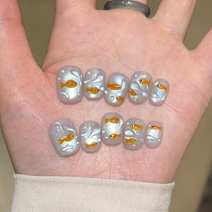 Artificial nails with goldfish design Kalsten