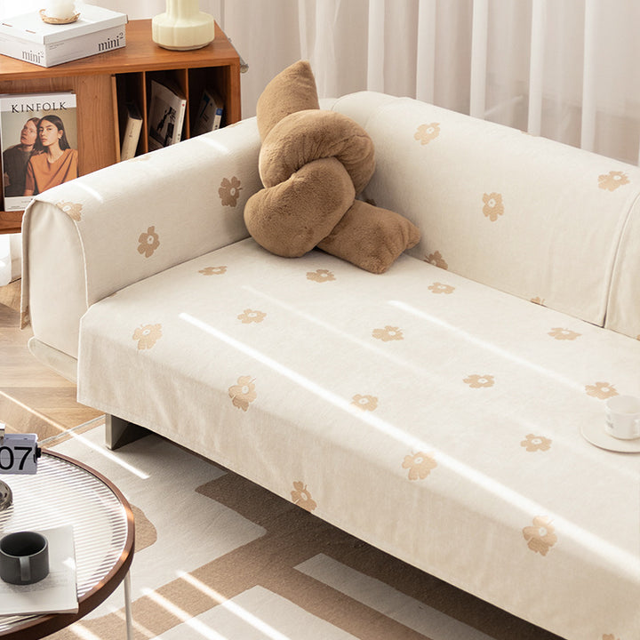 Three-seater sofa with geometric jacquard cover and sleek metal legs Kalsten