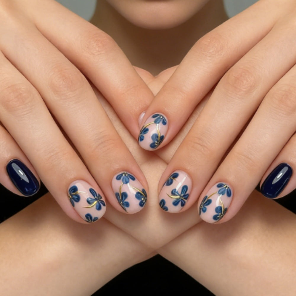 Artificial nails with floral design and elegant shine Kalsten