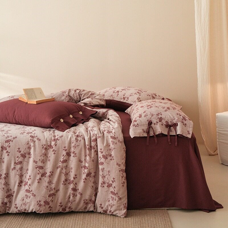 Bedding set made of breathable cotton satin with fine mosaic tile print and reversible function