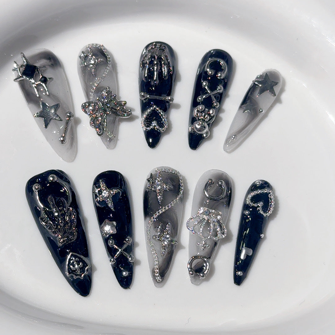 Glamorous Nail Art Extensions