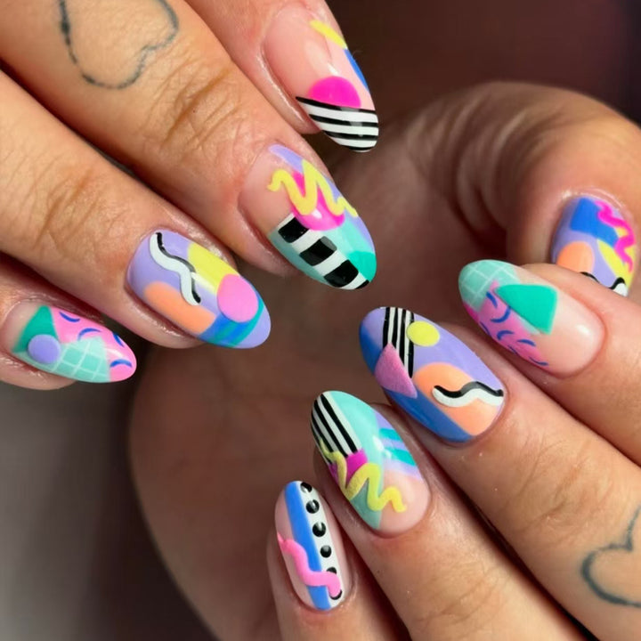 Artistic Patterned Press-On Nails Kalsten