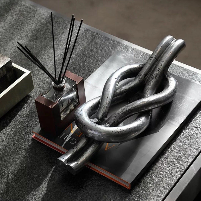 Decorate Knot Design Sculpture