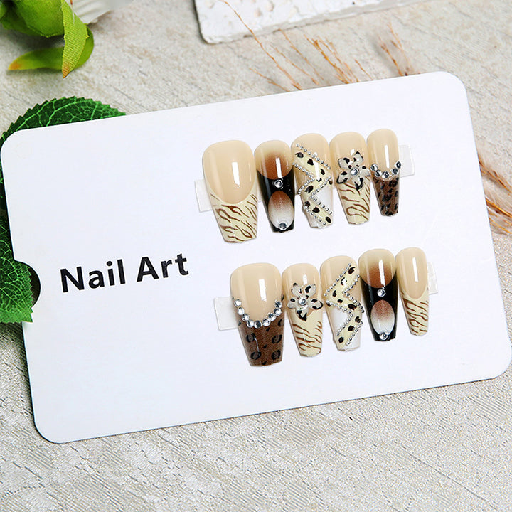 Glamorous Nail Set Kalsten