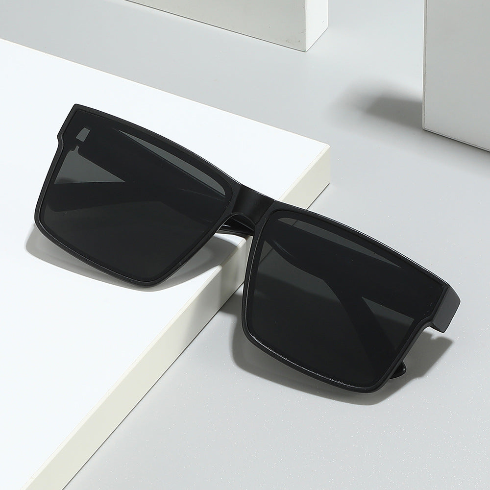 Stylish Retro-Inspired Square Frame Sunglasses Kalsten