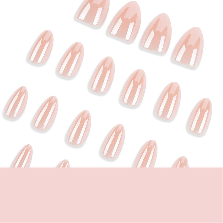 Nail extensions with elegant gloss finish Kalsten