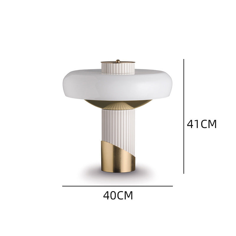 Elegant Retro Table Lamp