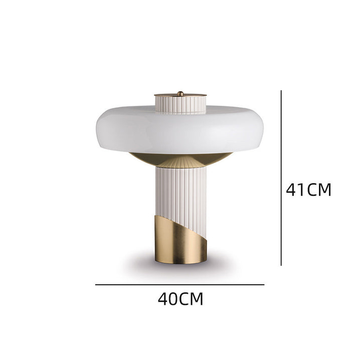 Elegant Retro Table Lamp