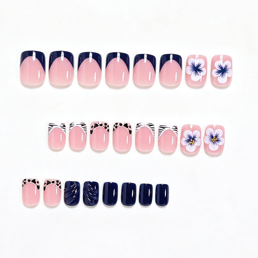 Floral Accented Nail Art Set Kalsten