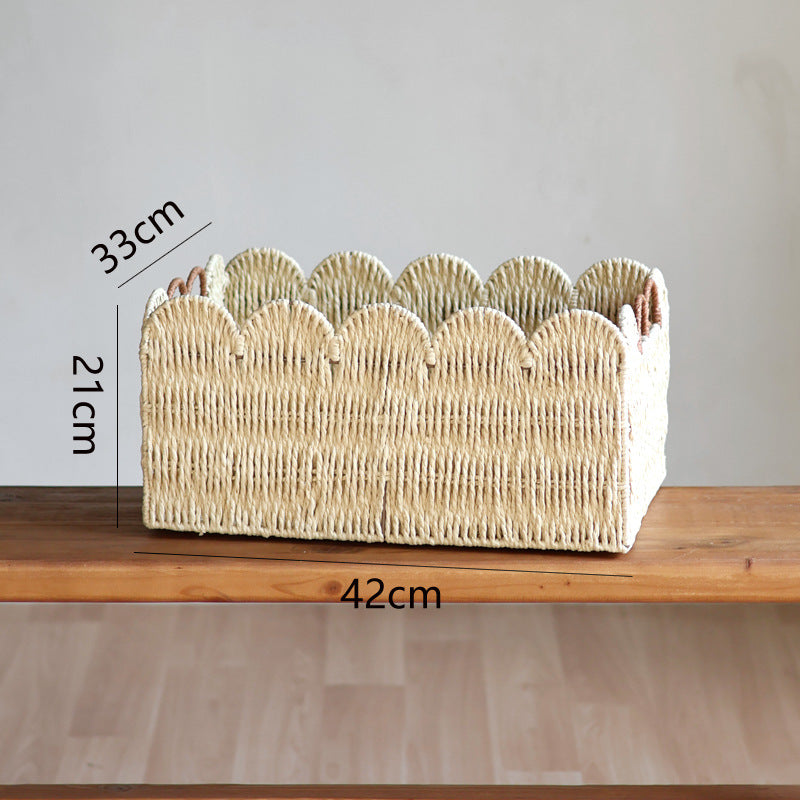 Handcrafted storage basket with wave edge Kalsten