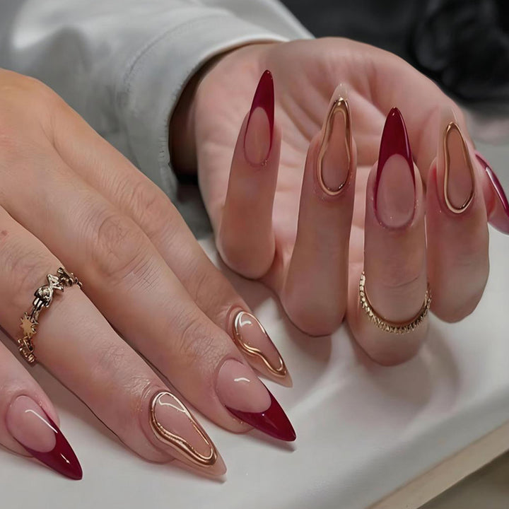Nail set with elegant lace design Kalsten