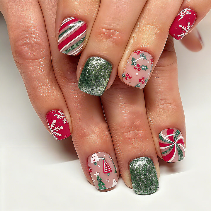 Festive nail art with winter motifs Kalsten