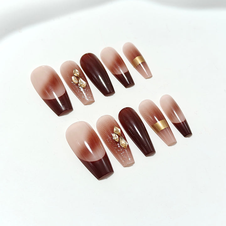 Artificial nails with luxury embellishments and stylish color gradients Kalsten