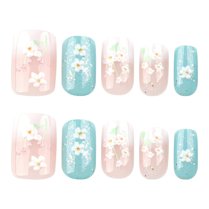 Artistic nail designs with floral accents Kalsten