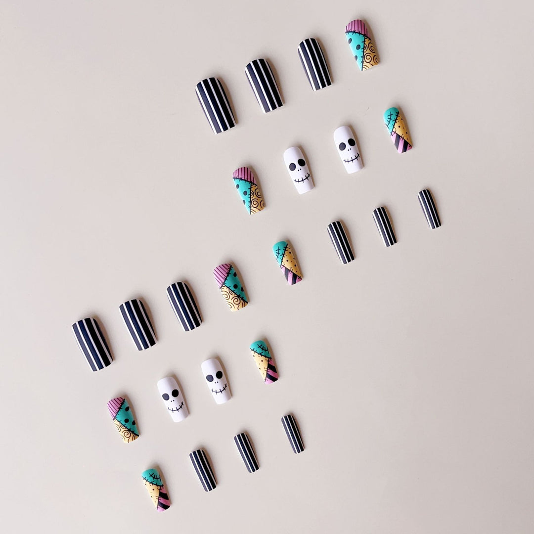 Creative nail art set with imaginative Halloween designs Kalsten