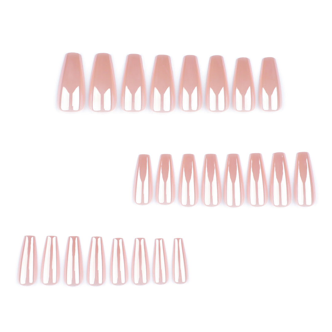 High-gloss stiletto nails Kalsten