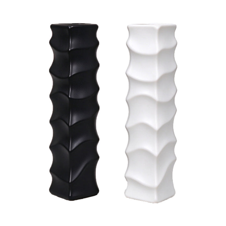 Decorative Slim Wave Vase Kalsten