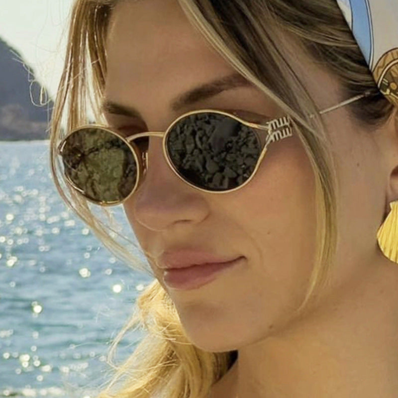 Ladies elegant oval sunglasses Kalsten