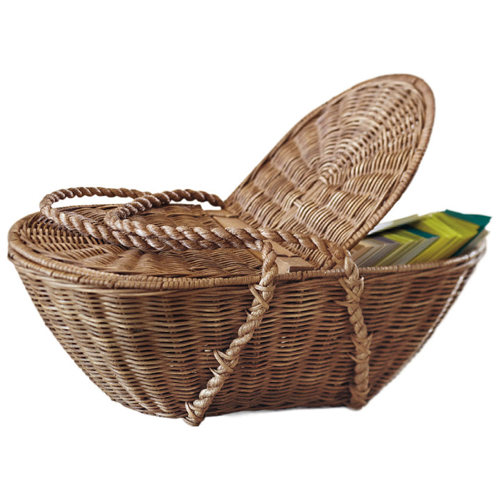 Practical storage basket with lid made of woven natural material Kalsten
