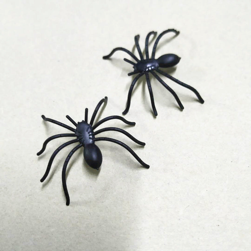Realistic Spider Figurine Set Kalsten