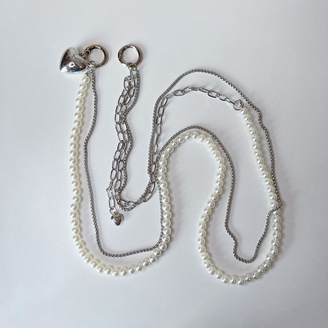 Elegant Pearl and Silver Necklace Kalsten
