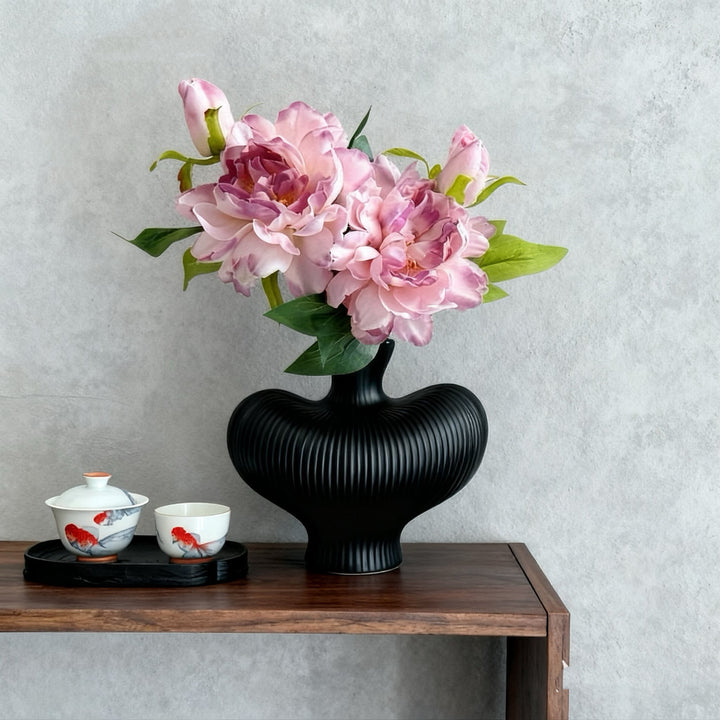 Elegant Modern Decorative Flower Vase